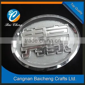 Flower Shaped Car Emblem With Engraving Brand Name and Logo Supplies Lower Price for Large Order and Nice Aftersale thumbnail-5