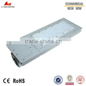 Trending Hot Products Meanwell Power Supply IP65 Waterproof Solar Power 90W High Power LED Street Lights thumbnail-4