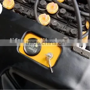 1.5 Ton Full Electric Stacker Max. Lifting Height 4.5m thumbnail-6