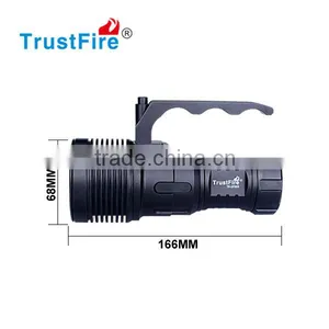 Hot Hot Hot !!! TrustFire the Newest IPX8 Diving Flashlight DF009 Led Diving Torch 4*18650 Battery Diving Light With CE FCC thumbnail-3