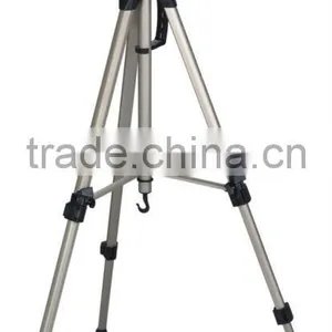 Aluminum Folding Easel thumbnail-1