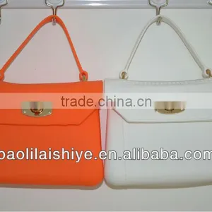 2013 New Silicone Cosmetic Bag thumbnail-2