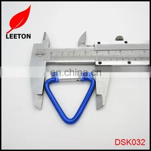 Factory Supply Aluminum Triangle Carabiner Hook Keychain thumbnail-2