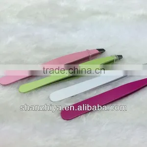 Manicure and Eyebrow Tweezers thumbnail-1