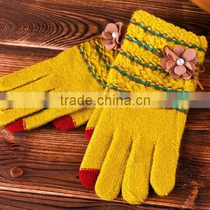 New Arrival Small And Exquisite Touch Screen Gloves For IPhone And Tablets For Christmas thumbnail-4