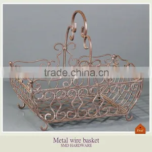 Metal Wire Gift Basket thumbnail-1