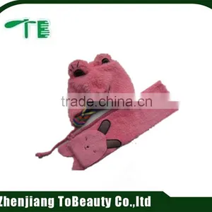 Pink Polyester Scarf and Hat Set thumbnail-1
