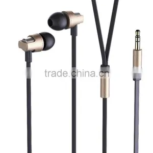 2016 Special Design Earbuds In-ear Wired Headset With Mic Earphone Use for PC, Mobile Phone Custom Logo OEM Accepted thumbnail-4