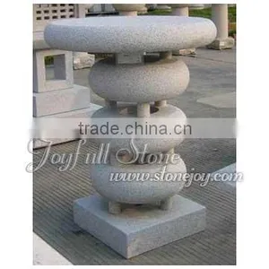 Lawn Lantern(Granite Lantern) thumbnail-1