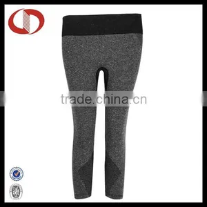 3/4 Length Seamless Custom Yoga Pants thumbnail-1