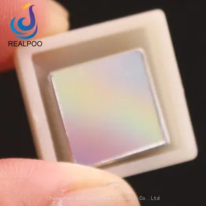25x25mm 600L/mm Ruled Plane Diffraction Grating thumbnail-1