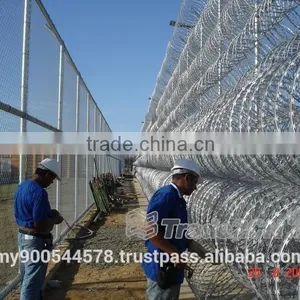 Razor Blade Barbed Wire thumbnail-3