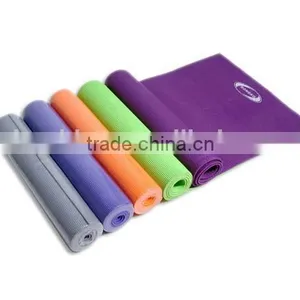 Custom Folding Skidproof Bibulous OEM Natural Rubber Yoga Mat thumbnail-4