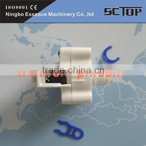 Plastic Tube Fitting Pneutop China Factory Straight Reducing Plastic Pneumatic Pipe Fitting thumbnail-1