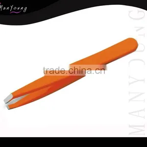 Manicure Factory Eyebrow Tweezer thumbnail-3