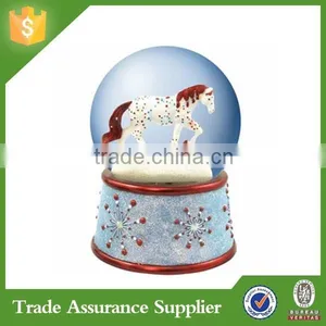 Polyresin Snowman Snow Globe thumbnail-3