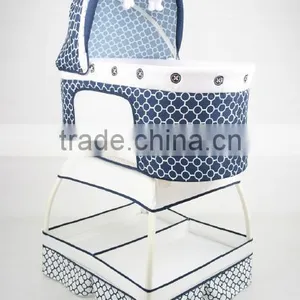 Soft and Comfortable Baby Bassinet With Rocker thumbnail-1