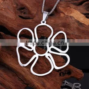 Rose Flower Shaped Rosary Pendant Necklace Jewelry thumbnail-4