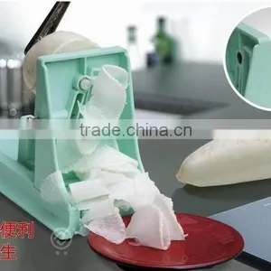 Green Plastic Cutting Tool for Cutting Food and Fruit thumbnail-2