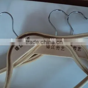 Round Reusable Bamboo Hangers With Various Sizes and Logo thumbnail-1