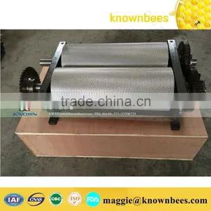 Beeswax Foundation Sheet Embossing Machine With Roller Length 650mm thumbnail-2