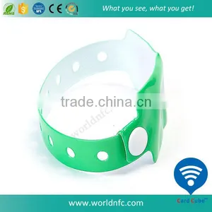Disposable PVC TK4100 Wristband Access Control thumbnail-3