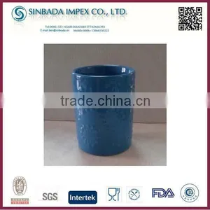 Colored Round Clay Pots thumbnail-1