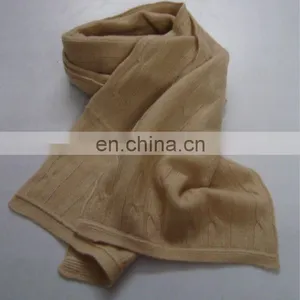 Cashmere Scarf in Cable Knit thumbnail-1