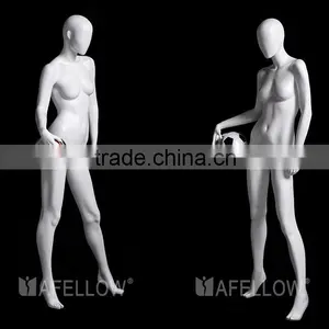 Playing Football Women Mannequin FTF2-EG thumbnail-5