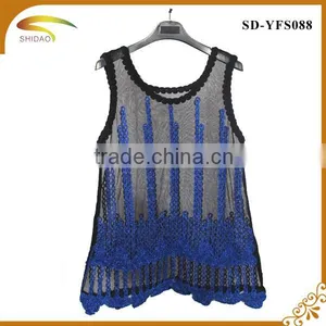 Latest Summer Loose Casual Fashion Crochet Lace Blouse Embroidered Lace Sleeveless Women Tops Blouse thumbnail-4