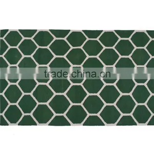 Fancy Lattices Geometric Pattern Rug thumbnail-1
