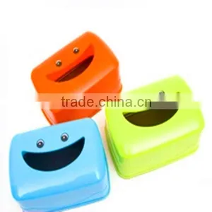 20x13.5x10mm Smile Face Plastic Facial Tissue Box thumbnail-1