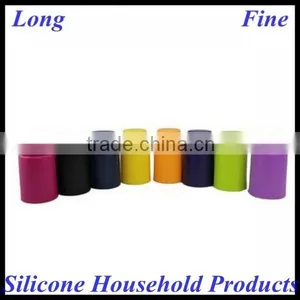 Multi-Color and Leak Proof Silicone Wine Caps thumbnail-1