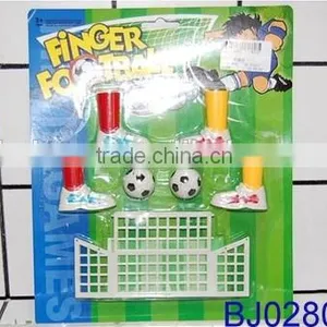 Funny Mini Plastic Sport Game Finger Football Set thumbnail-1