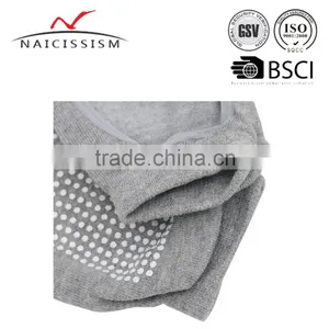 Wholesale Fashionable Pilates Socks thumbnail-2