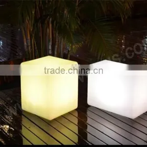 Illuminated Flashing Color Changing Led Outdoor Cube Seating thumbnail-2