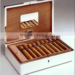 Wooden Cigar Box thumbnail-1