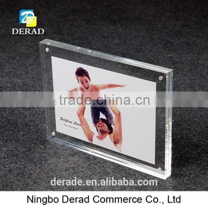 High Quality Clear Acrylic Photo Frame thumbnail-2