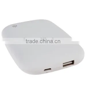 Compact Designed Qi-Compliant Inductive Charger With Built-in 4000mAh Battery Pack For Smartphones Tablets MP3...... thumbnail-2