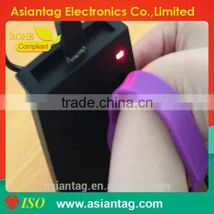 Waterproof 125khz 13.56mhz Rfid Wristband Reader thumbnail-1