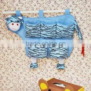 Monkey Shape Hanging Closet Organizers With Five Pocket thumbnail-1