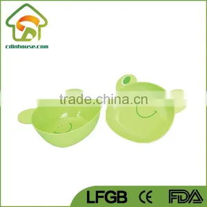 Heart Shaped Plastic Plate With Divider thumbnail-5