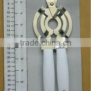 UNIVERSAL CAN OPENER thumbnail-1