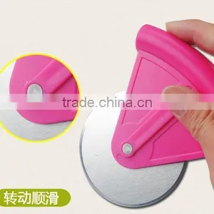 CY135 Stainless Steel Pizza Cutter Pizza Knife thumbnail-5