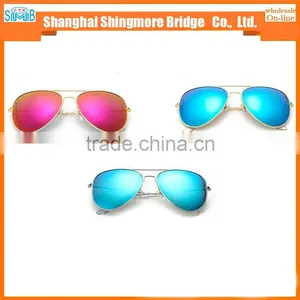 2017 China Supplier Hot Sales New Style Mental Sun Glasses for Fashion thumbnail-4