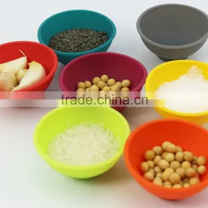 Multi-colored Small Silicone Bowls thumbnail-5