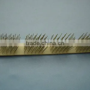 File Brush With Steel Wire on Plastic Cloth thumbnail-1