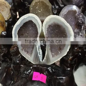 Natural Heart Shaped Two Pieces Agate Crystal Geode Small Sized Ornaments thumbnail-1