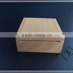 Natural Solid Wooden Coin Display Box With Lock thumbnail-3