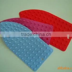 High Quality Customized Shape Silicone Iron Mat thumbnail-1